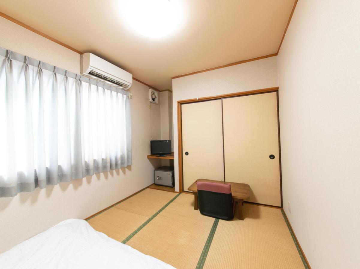 Tabist Tatsumi Business Hotel Matsusaka Buitenkant foto